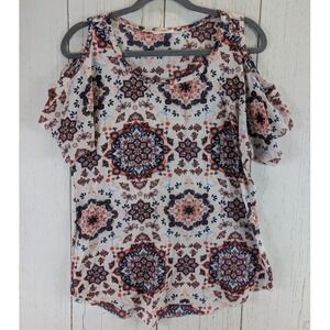 Free Kisses Size Large Multicolor Mandala Pattern Cold Shoulder Short Sleeve Top
